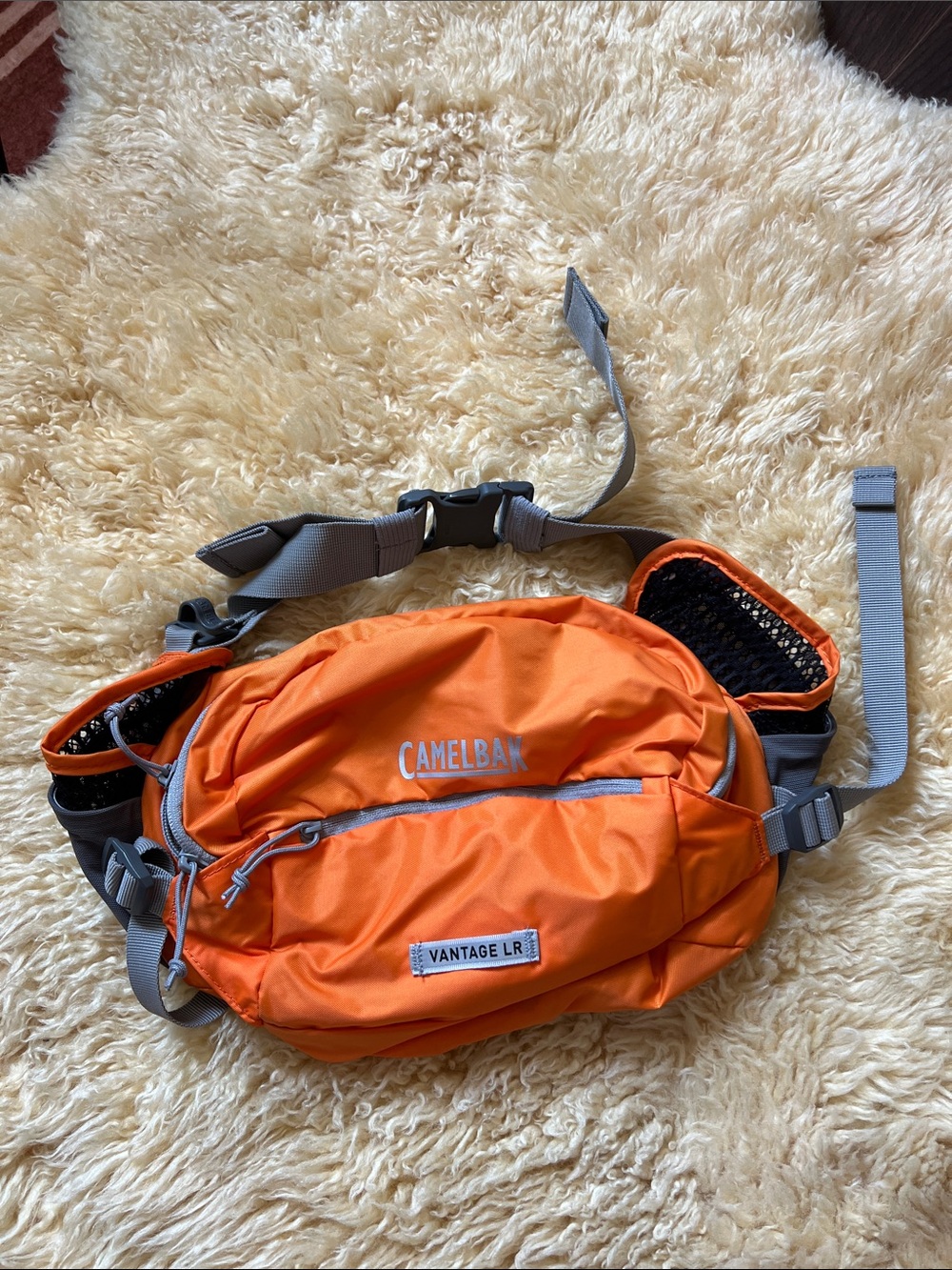 CamelBak Orange Vantage LR Waist Pack with Gray Straps- like new